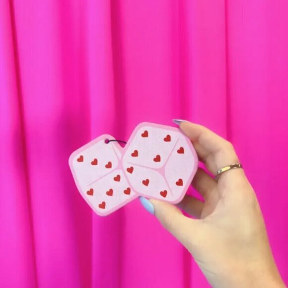 HEART DICE CAR AIR FRESHENER - Picture 1 of 1